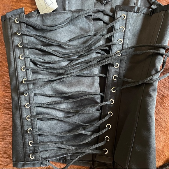 NEW Black Satin Lace Back Corset WITH BONING XXS - Picture 3 of 4